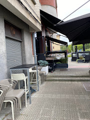 Cola de Gallo - Bar