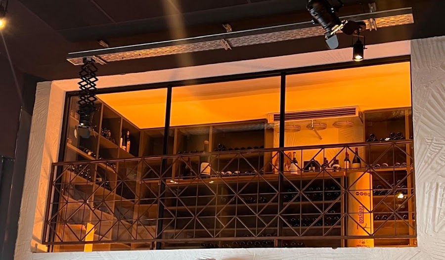 Burdo Restobar