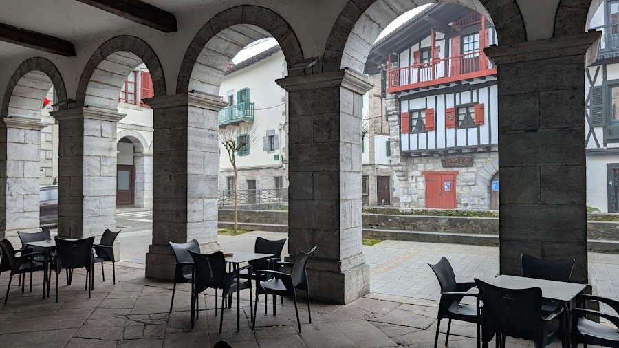 JUBILATUEN OSTATUA SAN FERMIN