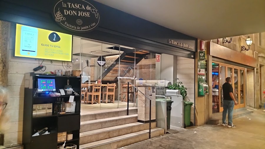 La Tasca de Don José Plaza del Castillo