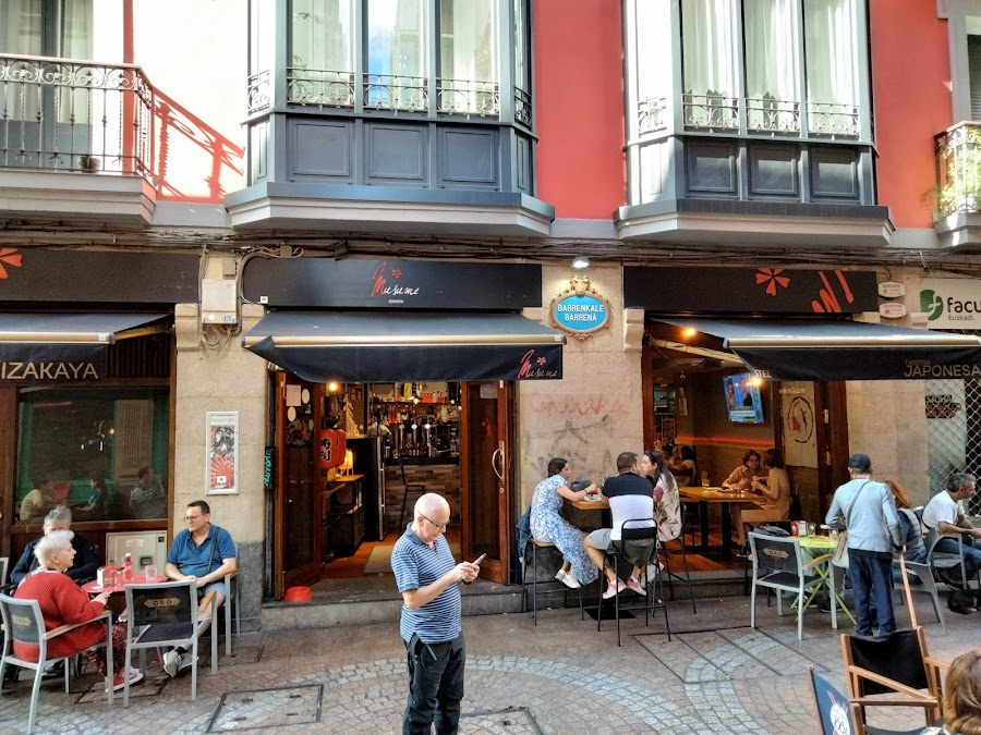 Restaurante Japonés - MUSUME IZAKAYA