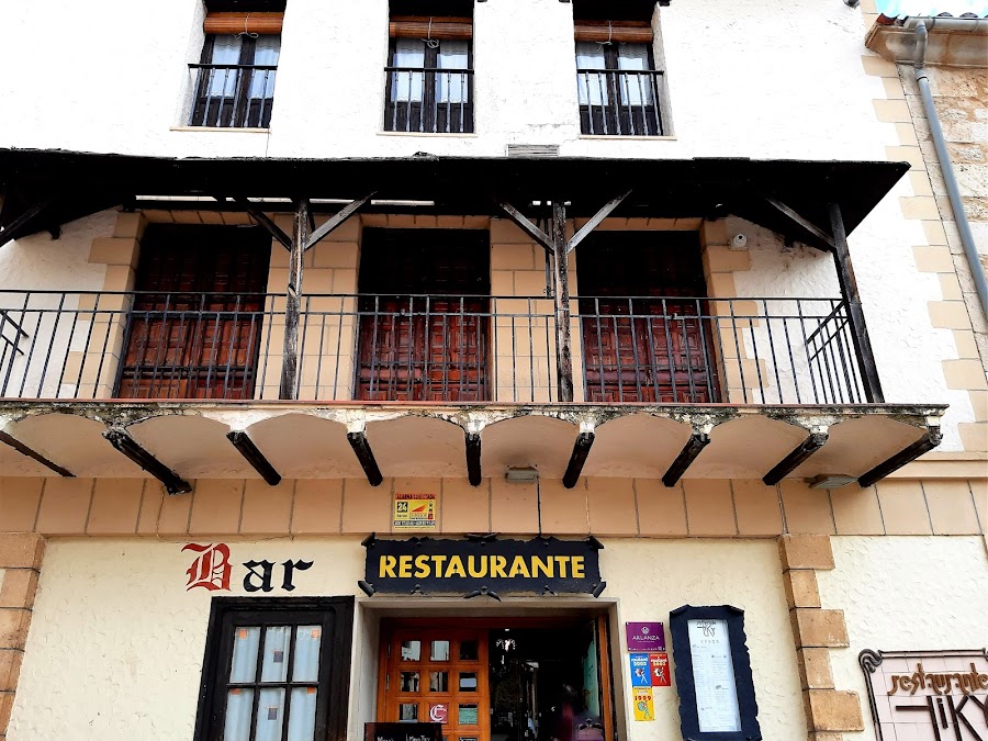 Restaurante Tiky